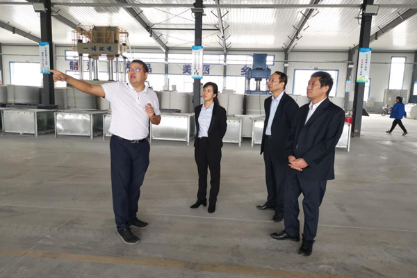 陜西航天建設集團有限公司總經理、黨委副書記謝明娟率隊赴遼寧一諾環保產業集團開展考察調研工作